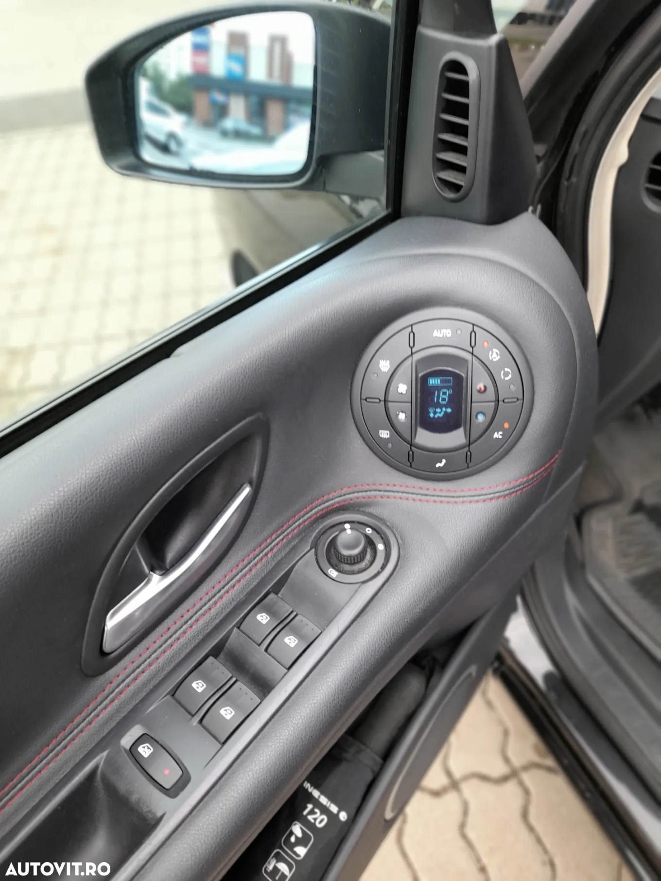 Renault Espace 2.0 dCi Privilege - 4
