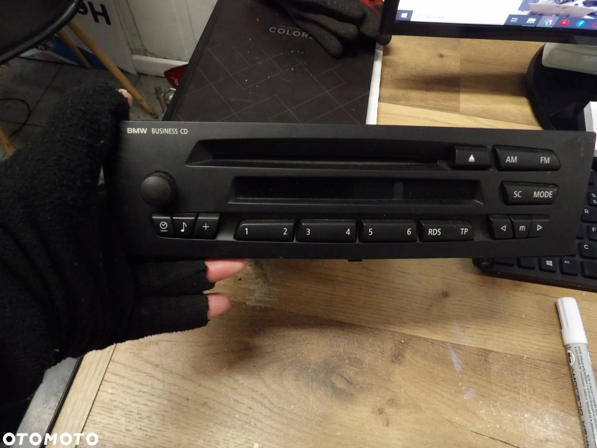 BMW - E90 - RADIOODTWARZACZ CD - BUISINESS - 6962296 - 1
