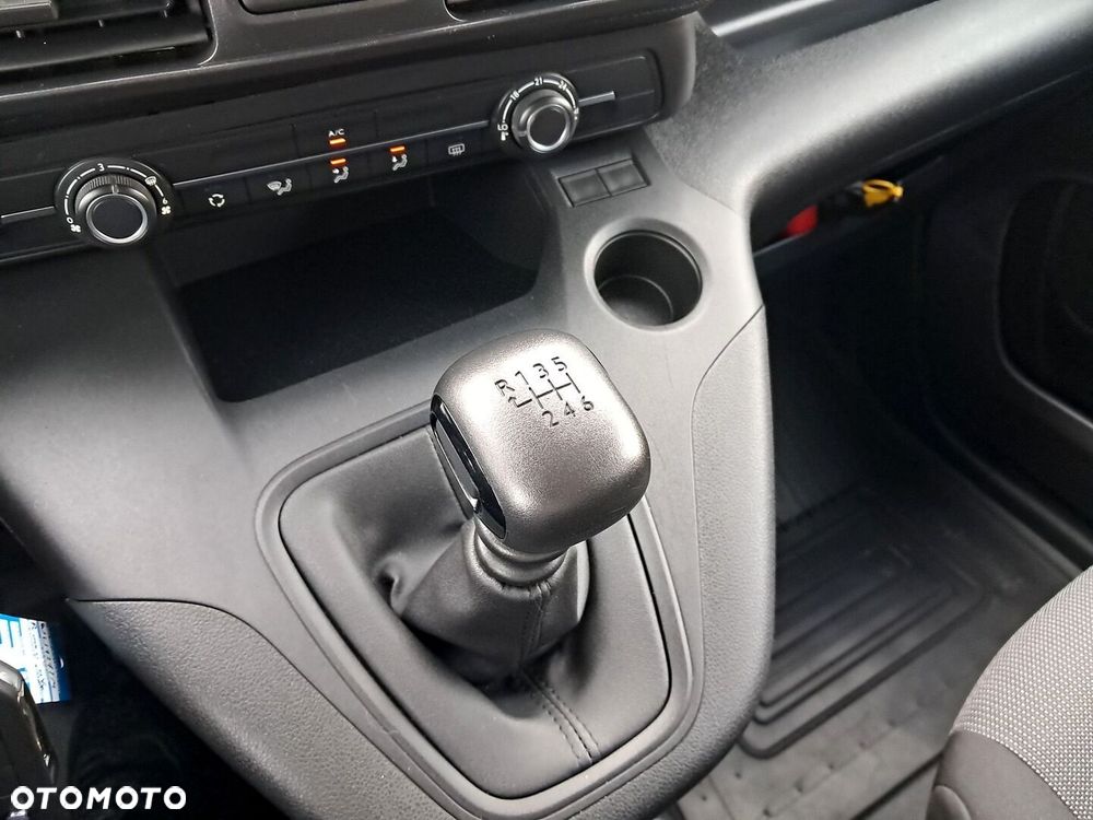Toyota PROACE CITY - 24
