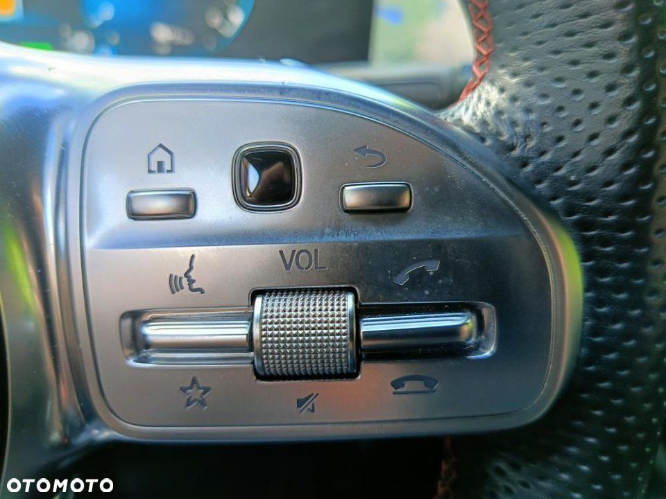 Mercedes-Benz CLA - 15