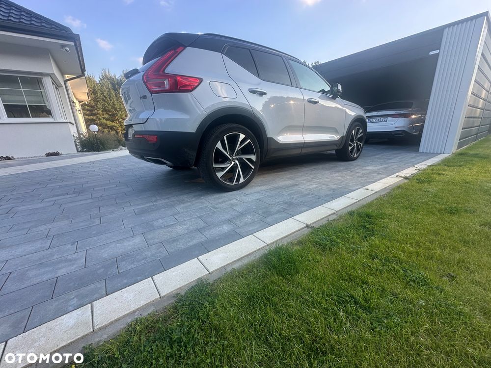 Volvo XC 40 T4 R-Design - 3