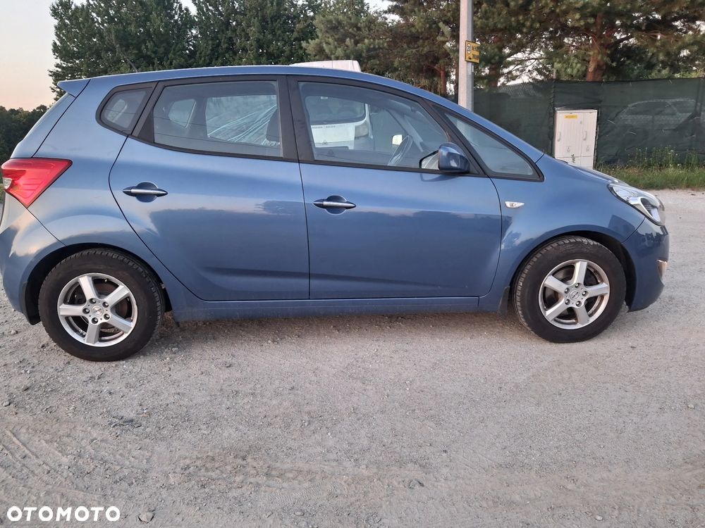 Hyundai ix20 - 3