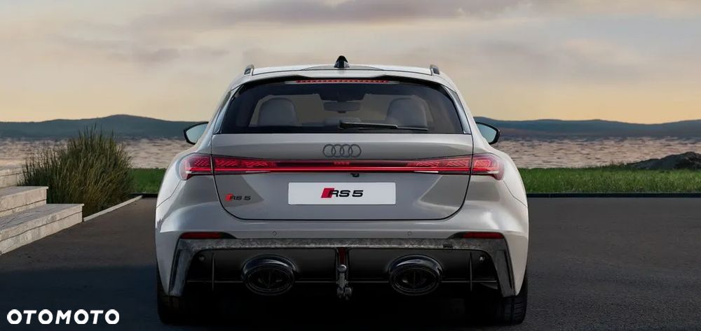 Audi RS5 Avant - 5