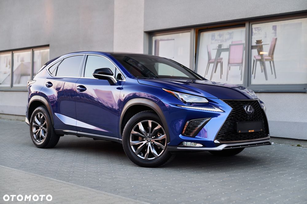 Lexus NX 300h F Sport AWD - 3