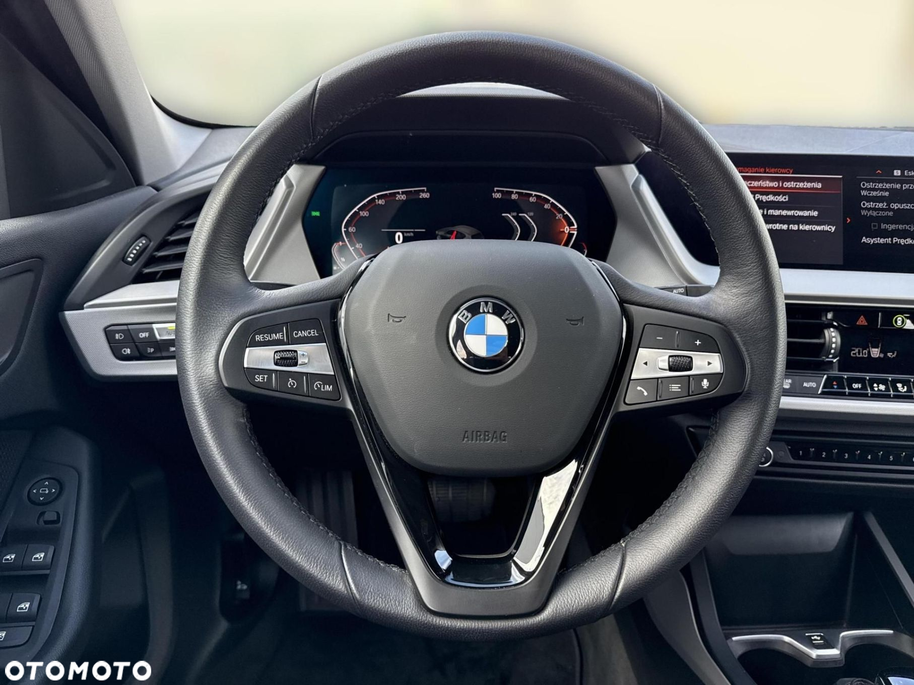 BMW Seria 1 - 23