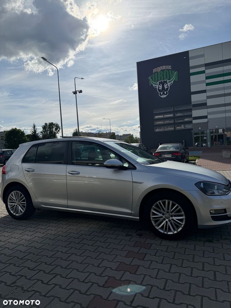 Volkswagen Golf 1.2 TSI BMT Comfortline - 5