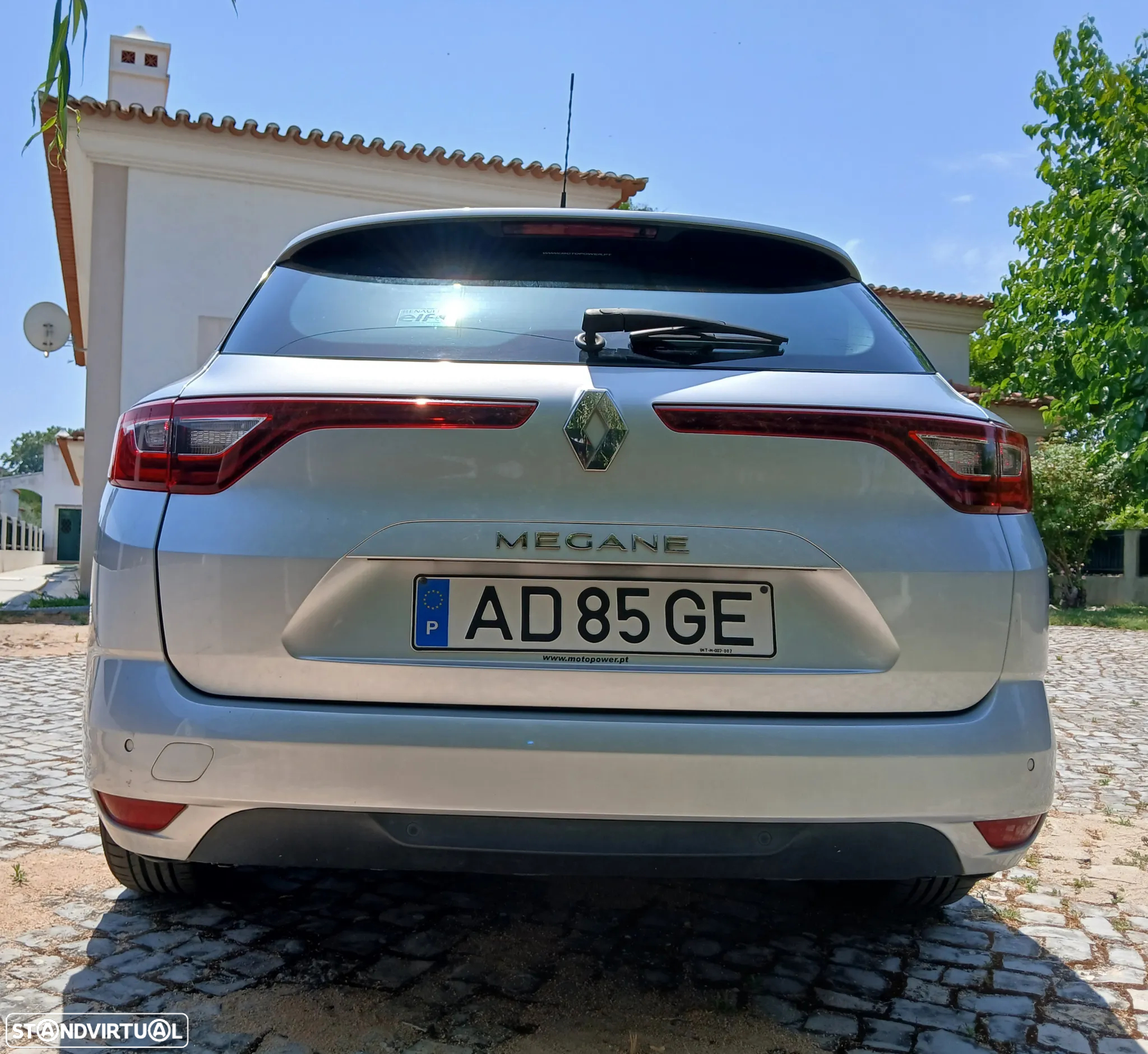 Renault Mégane Sport Tourer 1.5 Blue dCi Limited EDC - 6