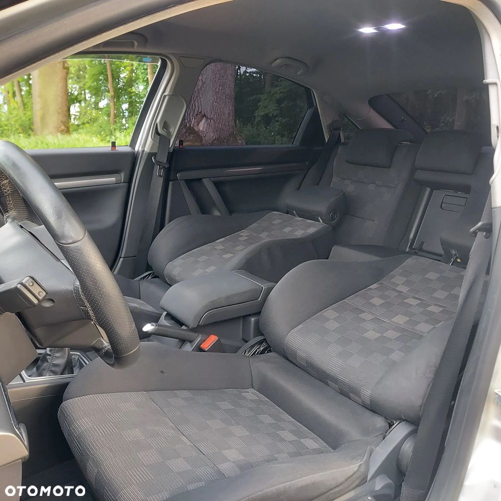Opel Vectra 2.2 GTS - 19