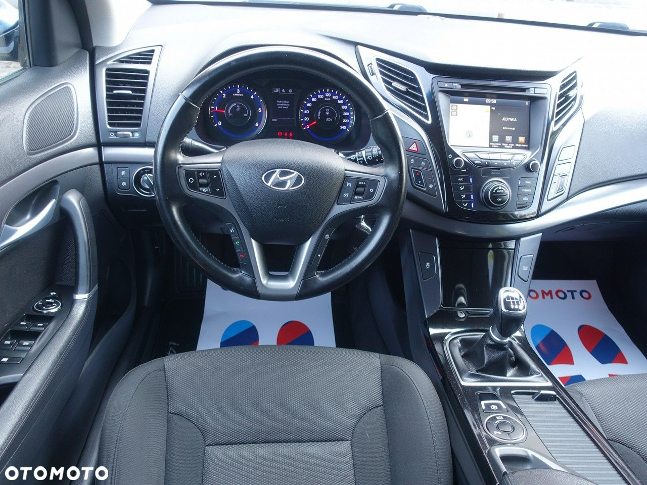 Hyundai i40 Kombi 1.7 CRDi Premium - 11