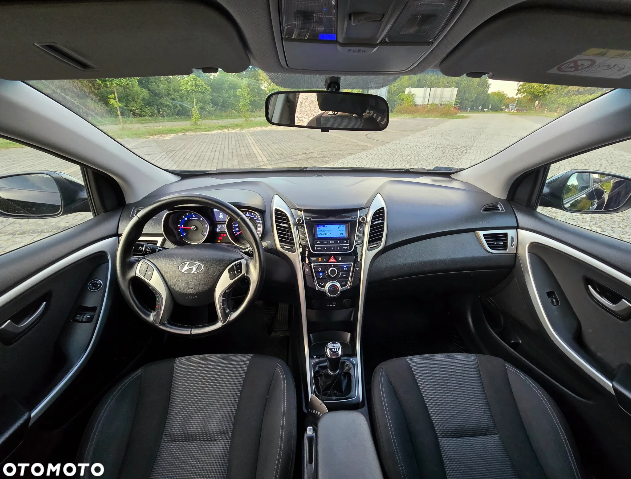 Hyundai i30 1.4 CRDi Classic + - 6