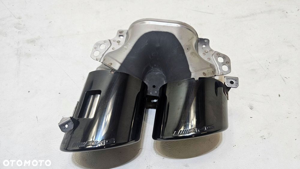 wydech końcówka wydechu prawa mercedes gle w167 a167 amg a1674909003 - 2