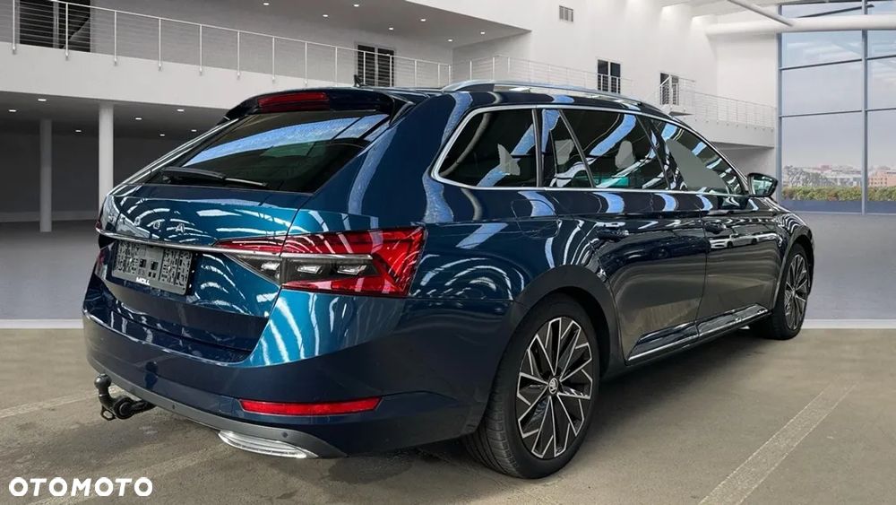 Skoda Superb 2.0 TDI SCR L&K DSG - 4