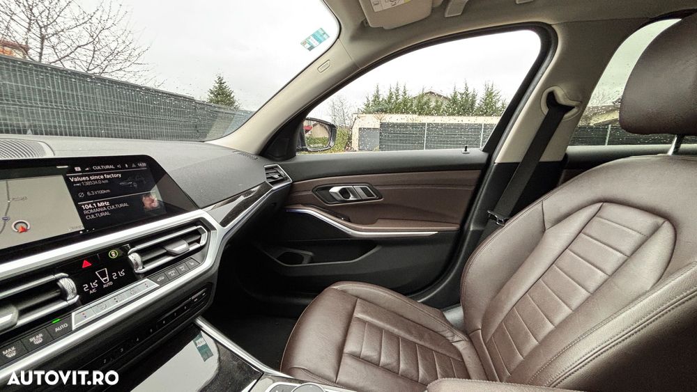 BMW Seria 3 320d xDrive AT MHEV - 12