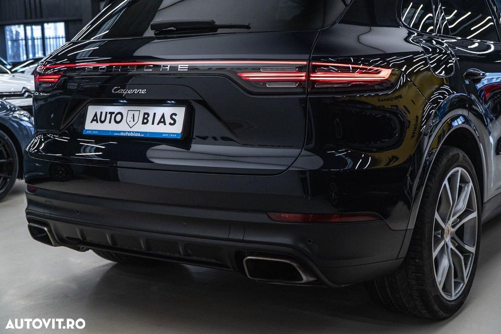 Porsche Cayenne Tiptronic S - 13