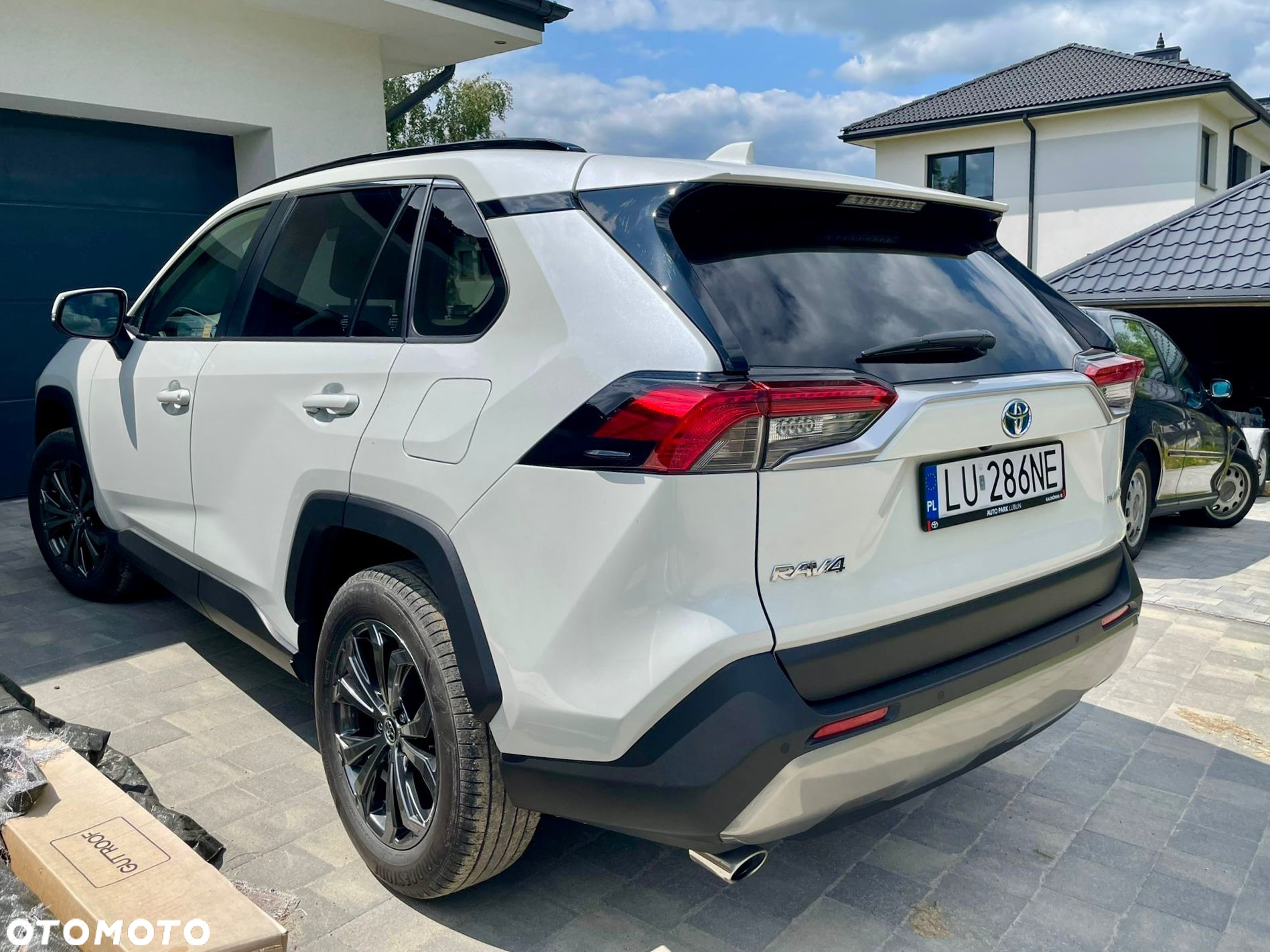 Toyota RAV4 - 9