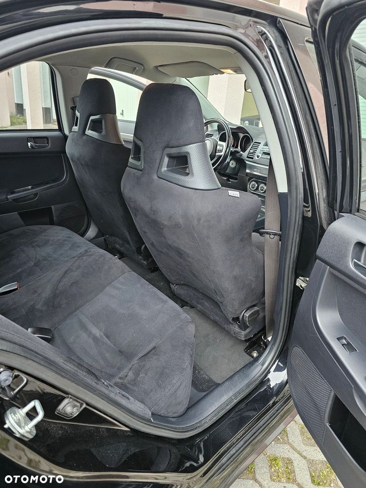 Mitsubishi Lancer - 14