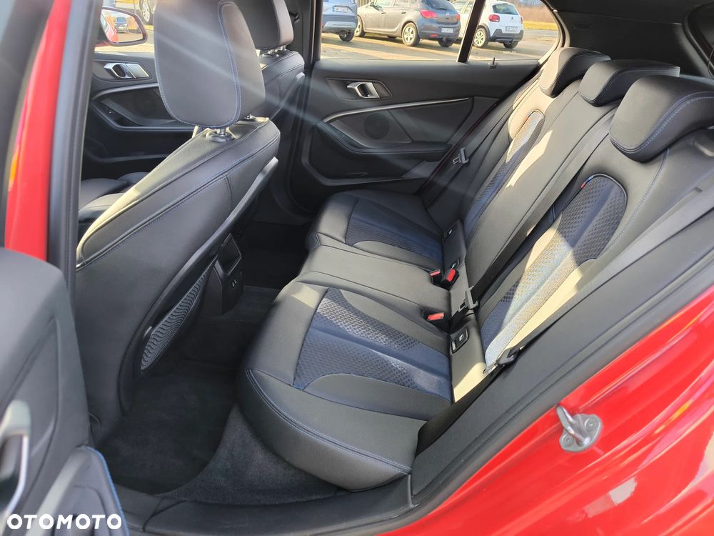 BMW Seria 1 M135i xDrive - 18