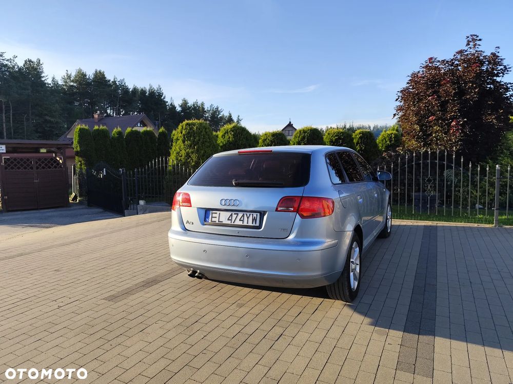 Audi A3 Sportback 1.9 TDI Attraction - 3