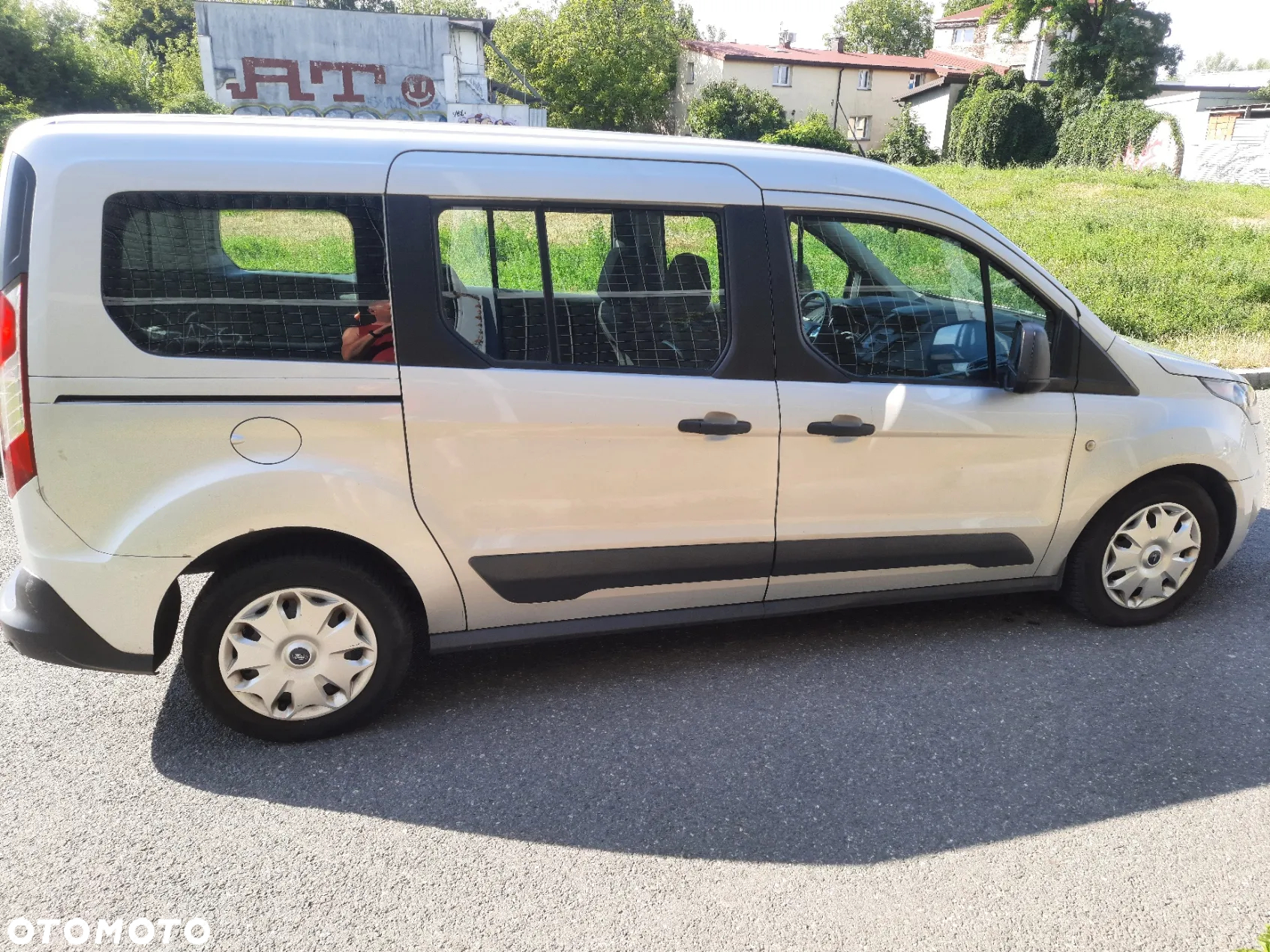 Ford Tourneo Connect Gr 1.5 TDCi Trend - 4