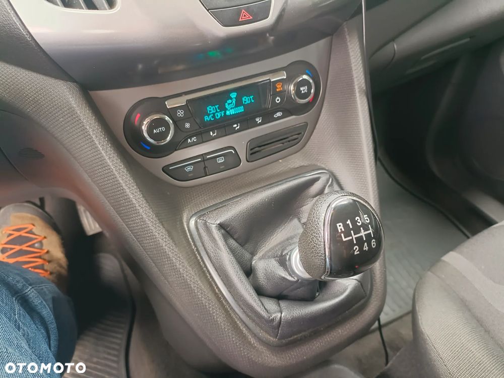 Ford Tourneo Connect Grand ver-grand-1-6-tdci-titanium - 20