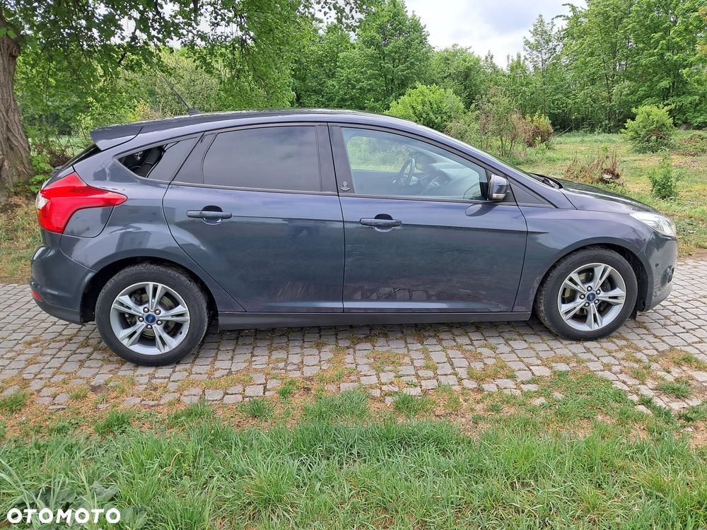 Ford Focus 1.6 TDCi DPF Champions Edition - 12