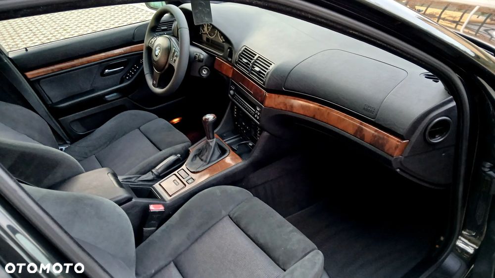 BMW Seria 5 525i - 19