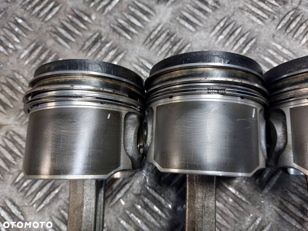 TŁOK + KORBOWÓD KOMPLET VOLKSWAGEN PASSAT B6 2.0 TDI BKP - 3