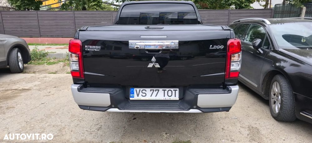 Mitsubishi L200 Double Cab 2.2 DI-D M/T Instyle - 5