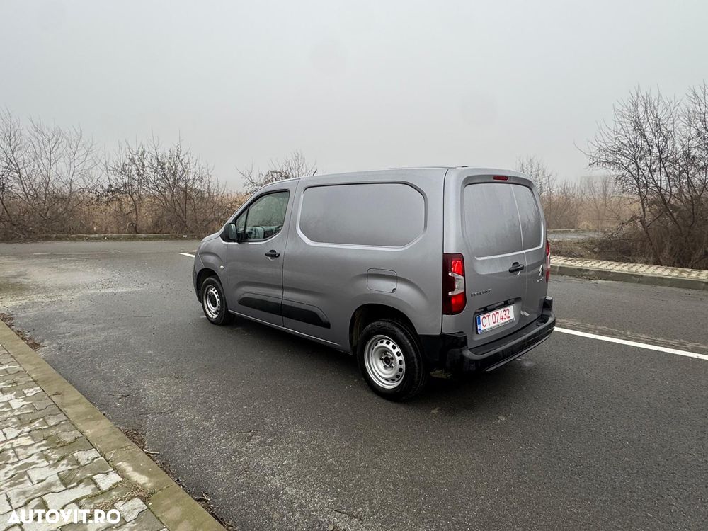 Citroën Berlingo 1.5 BlueHDi 100 S&S BVM5 Feel - 4