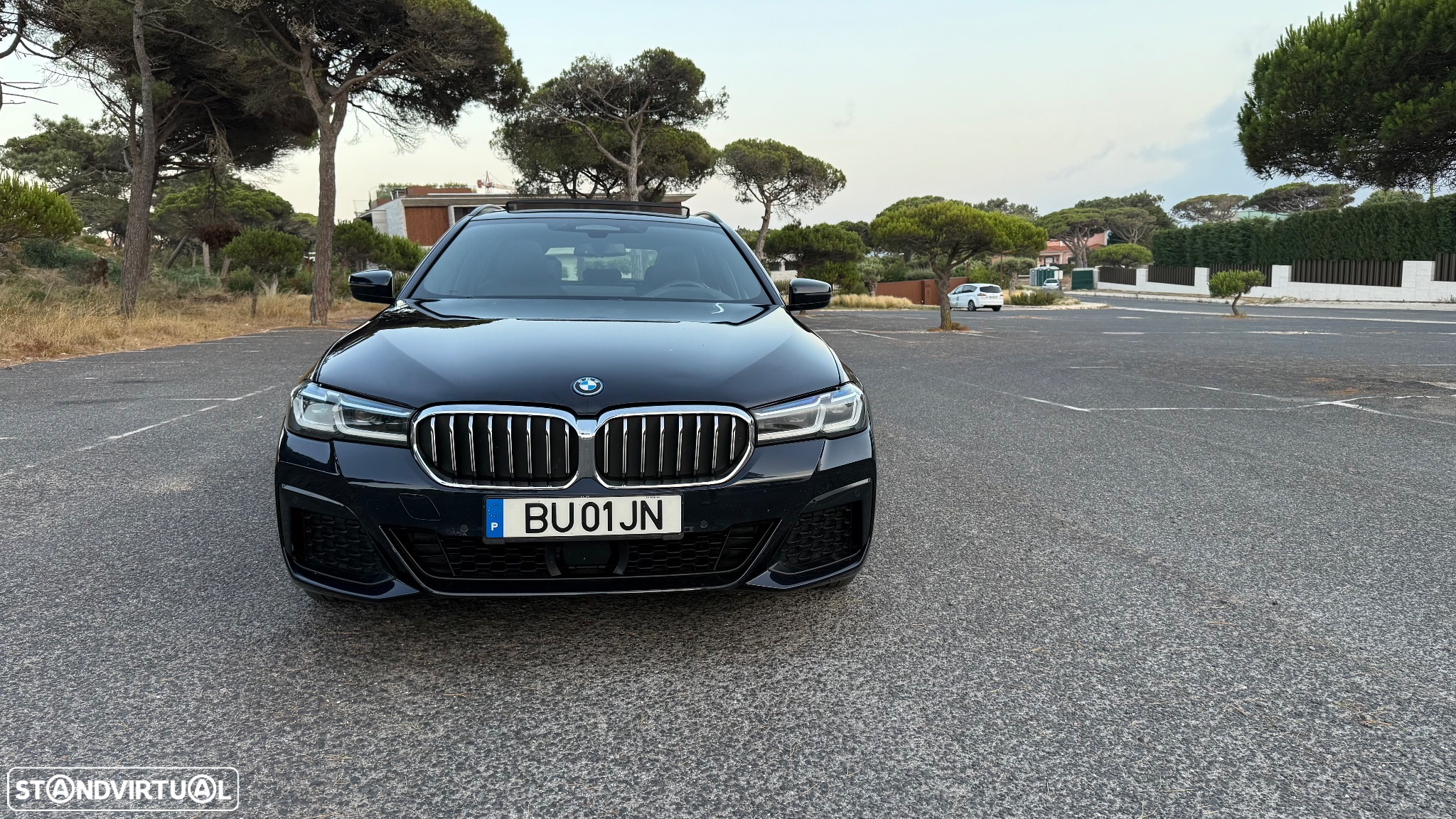 BMW 530 e Pack Desportivo M - 2