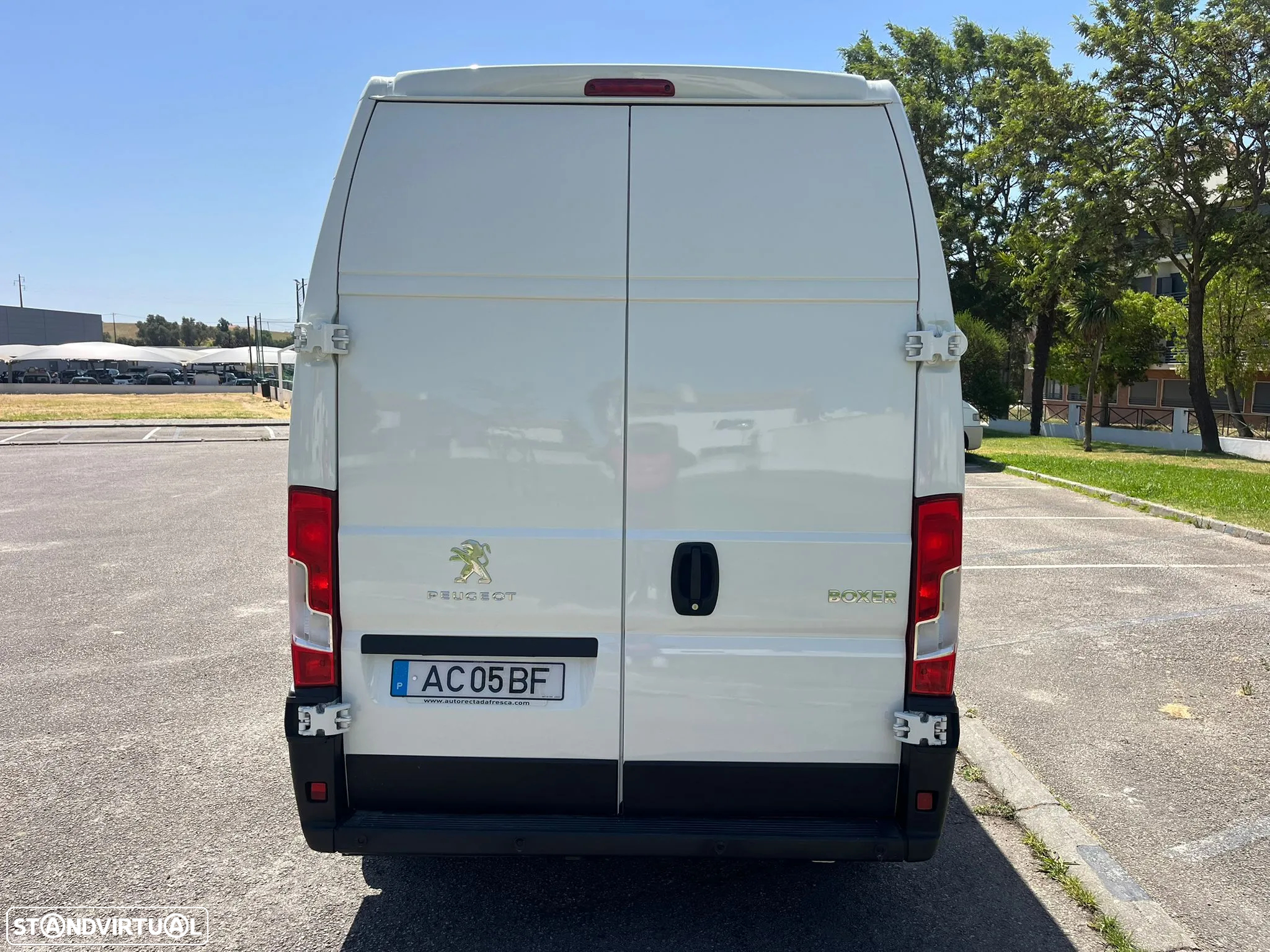 Peugeot Boxer 2.2 BlueHDi 120cv L3 H3 - IVA DEDUTÍVEL - 9