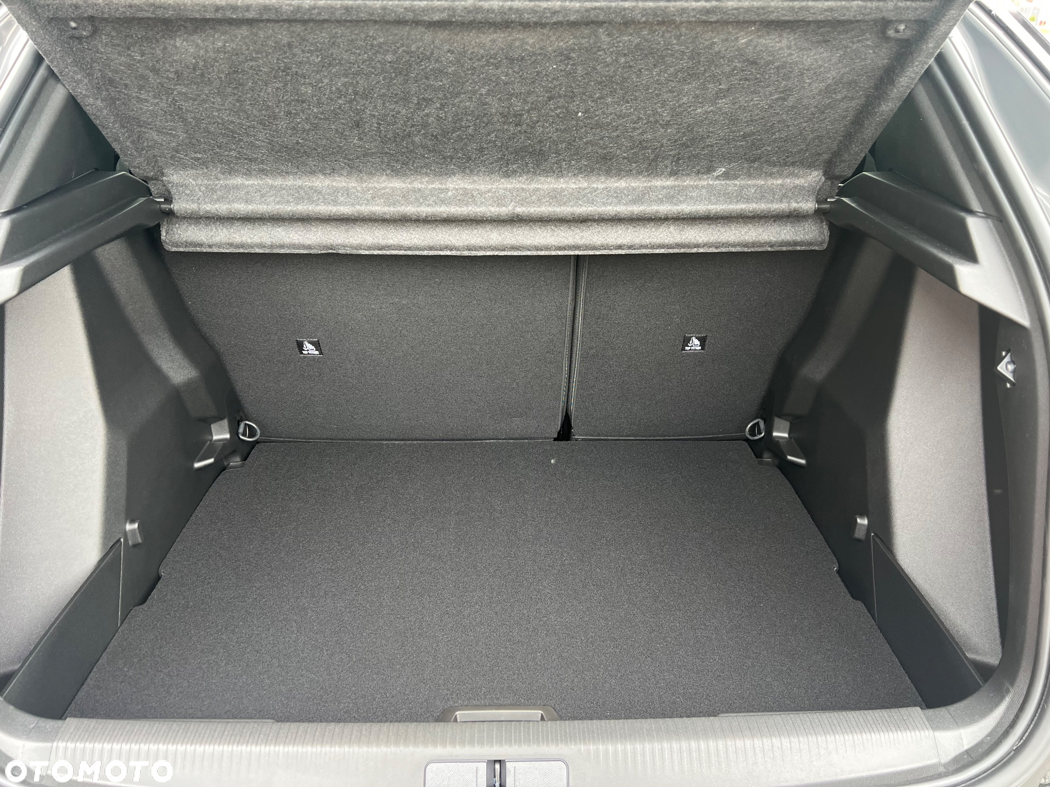 Peugeot 2008 PureTech mHEV GT e-DCS6 - 21
