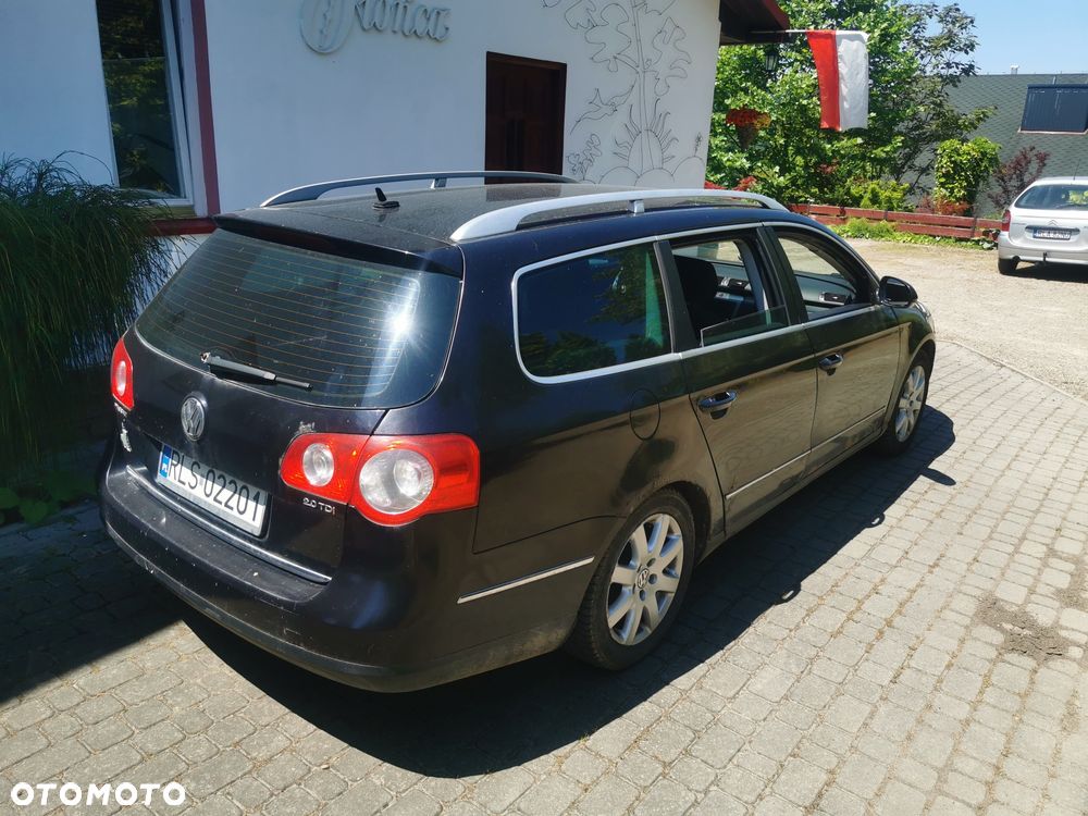 Volkswagen Passat - 2