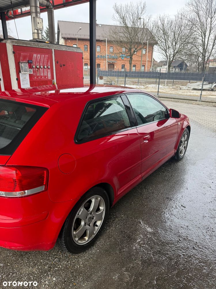 Audi A3 3-drzwiowe 1.6 Ambiente - 3