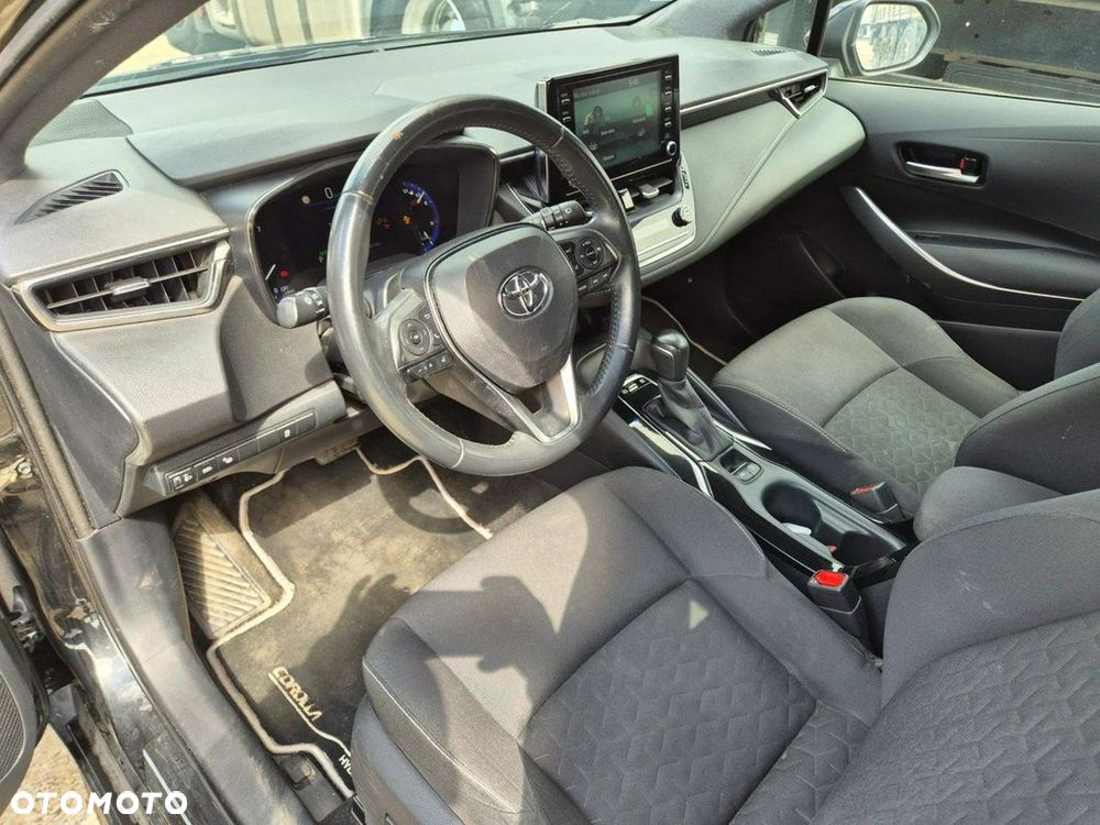 Toyota Corolla - 6
