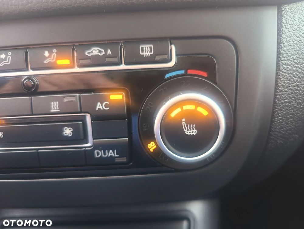 Volkswagen Tiguan 2.0 TDI DPF BlueMotion Technology Sport & Style - 26