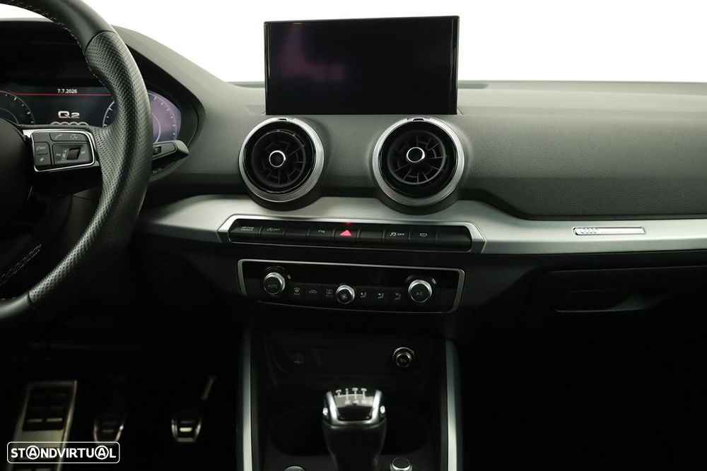 Audi Q2 35 TFSI S line - 9