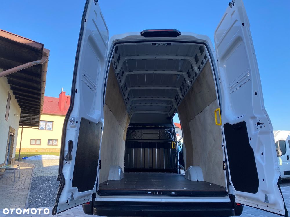 Iveco DAILY 3.0 HI MATIC 35-180, MAX długi, zakupiony w salonie w Rzeszowie, serwisowany, bezwypadkowy, pełna dokumentacja - 37