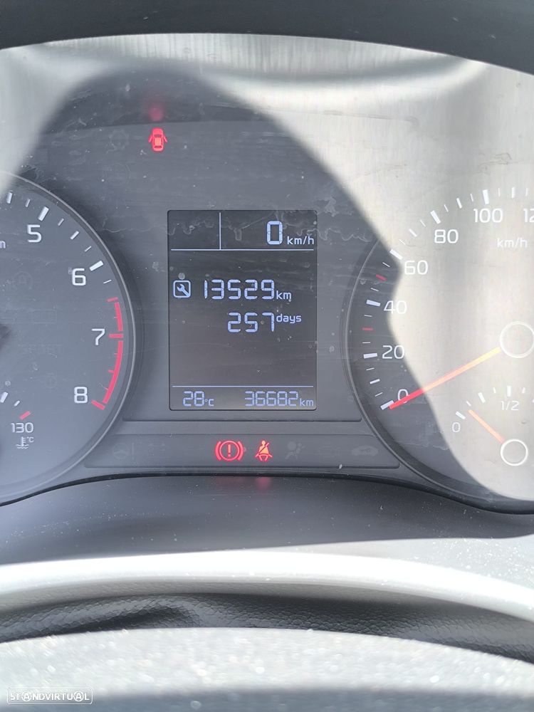 Kia Stonic 1.2 Dynamic - 3