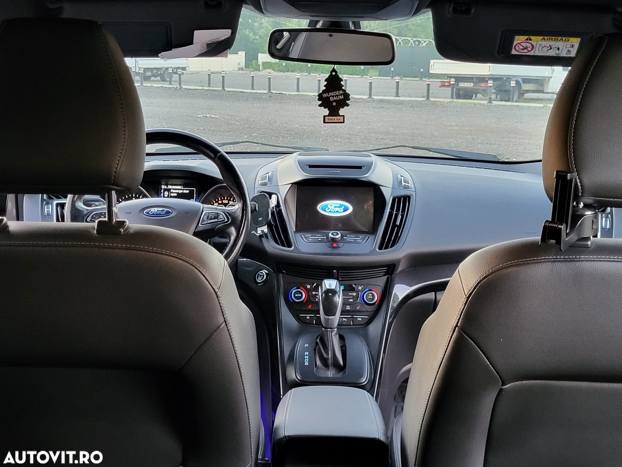 Ford Kuga - 15