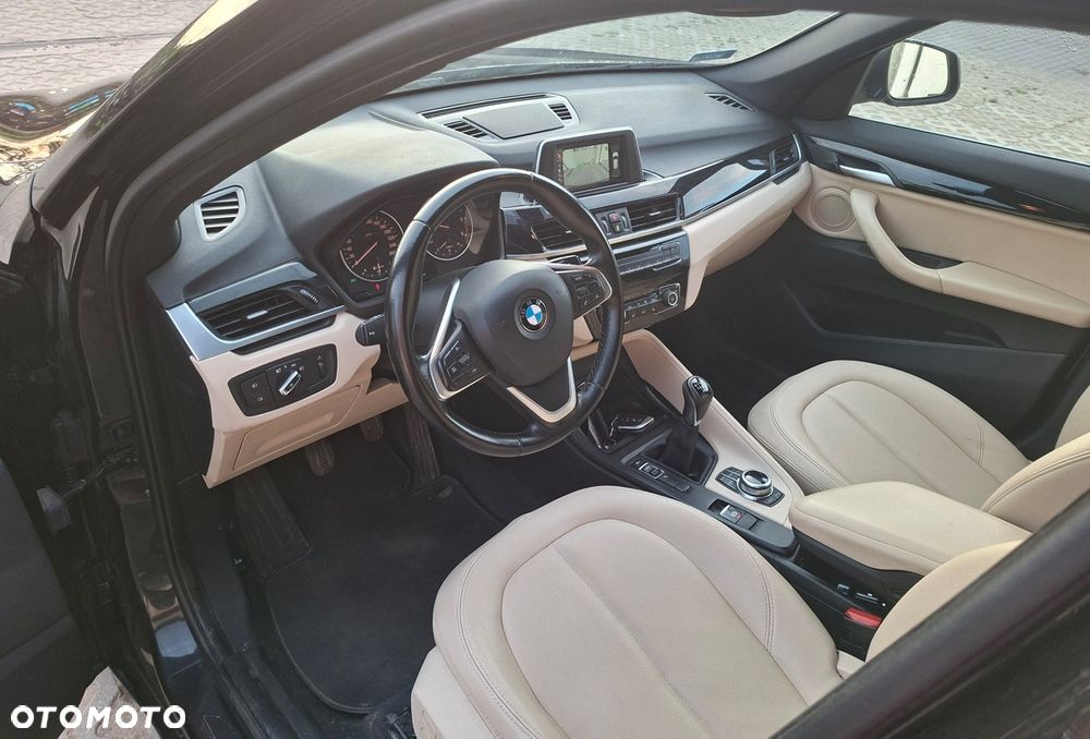 BMW X1 sDrive16d - 5