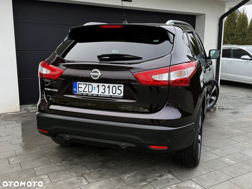 Nissan Qashqai 1.2 DIG-T N-Connecta EU6 - 17