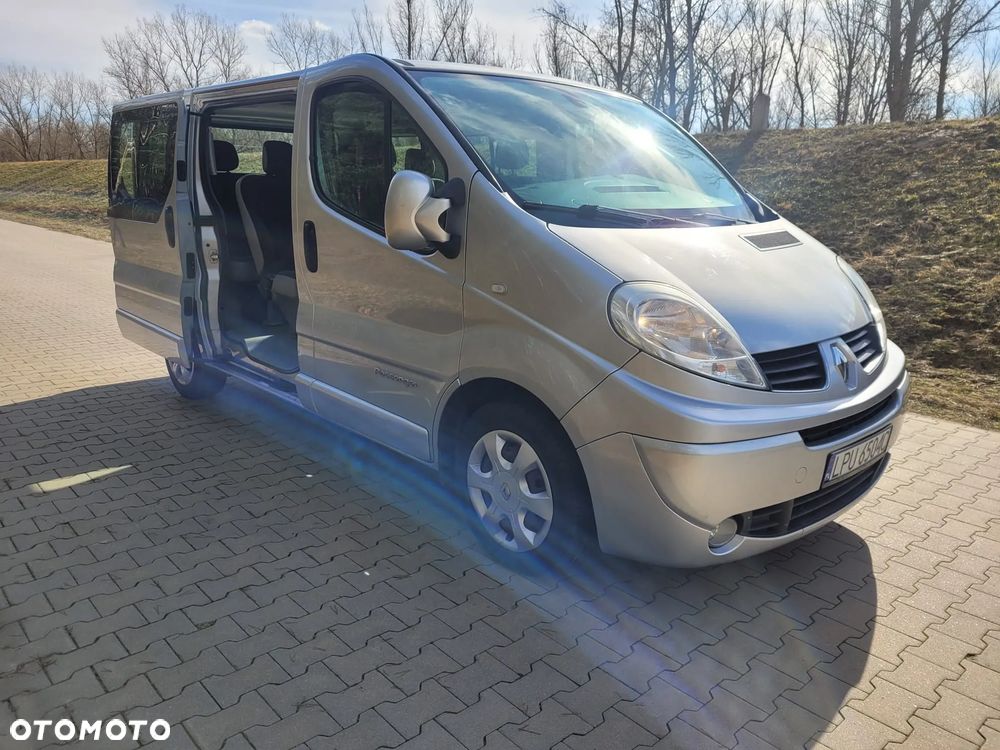 Renault Trafic Passenger Expression - 2