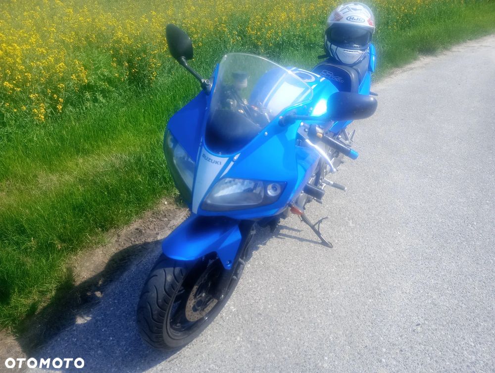 Suzuki SV - 10