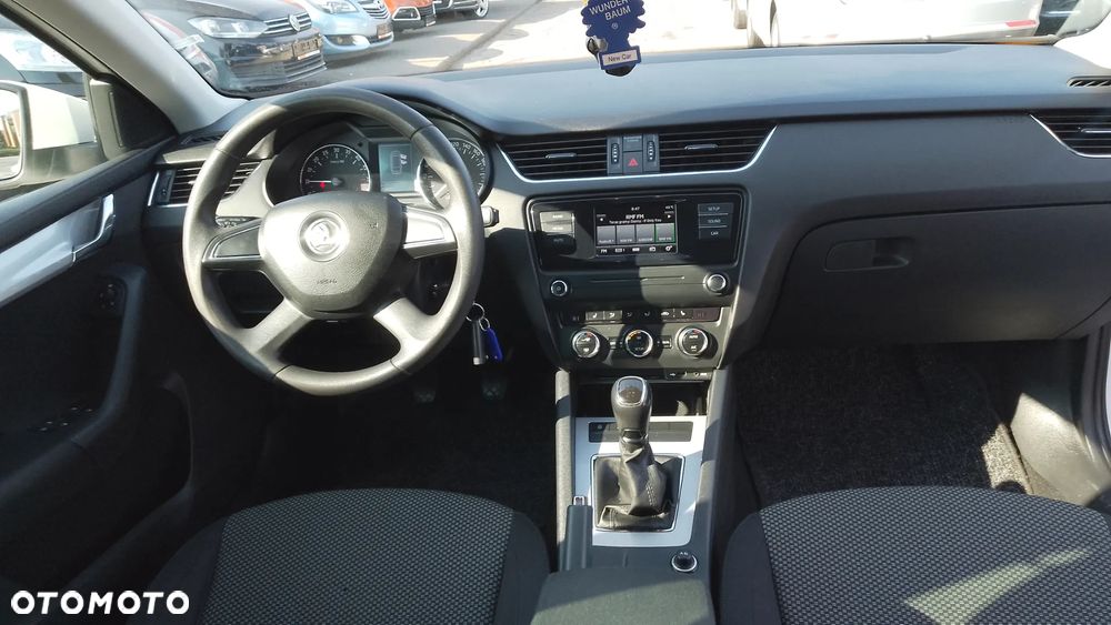 Skoda Octavia 1.6 TDI Edition - 10