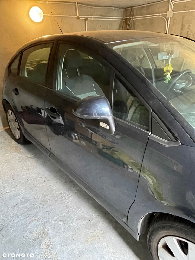 Citroen C4 2008 photo 4