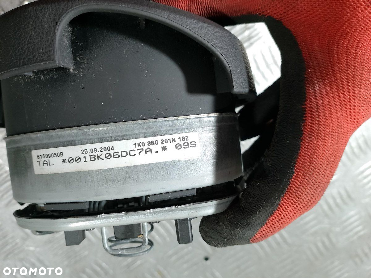 PODUSZKA KIEROWCY, AIRBAG VW GOLF V 1K0880201N - 2