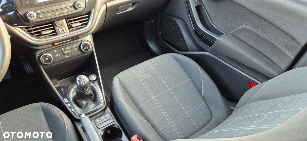 Ford Fiesta 1.1 Trend - 22