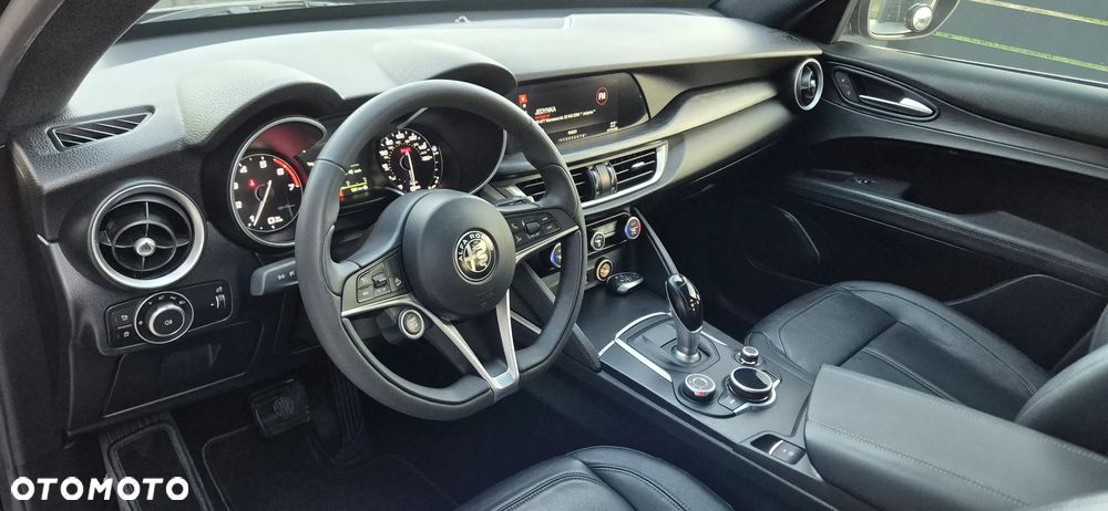 Alfa Romeo Stelvio 2.0 Turbo 16V AT8-Q4 Super - 15