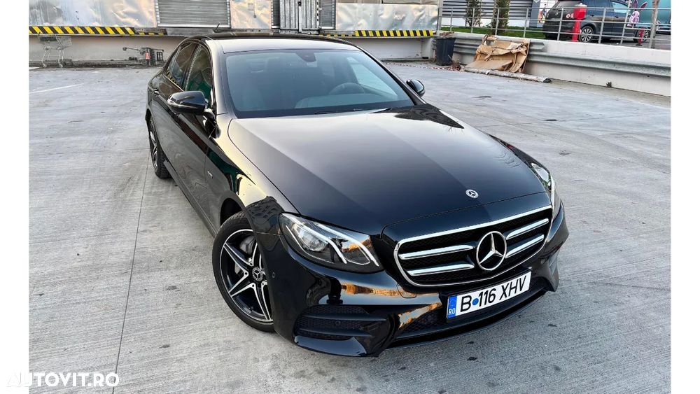 Mercedes-Benz E - 8